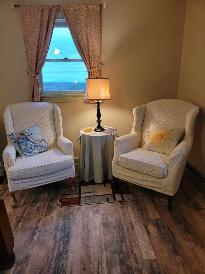 Moonlight Manor Bed & Breakfast Floyd Εξωτερικό φωτογραφία
