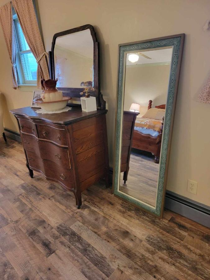 Moonlight Manor Bed & Breakfast Floyd Εξωτερικό φωτογραφία