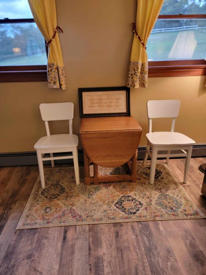 Moonlight Manor Bed & Breakfast Floyd Εξωτερικό φωτογραφία