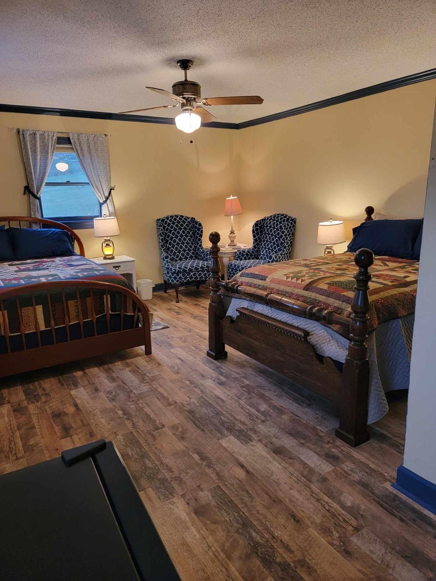 Moonlight Manor Bed & Breakfast Floyd Εξωτερικό φωτογραφία